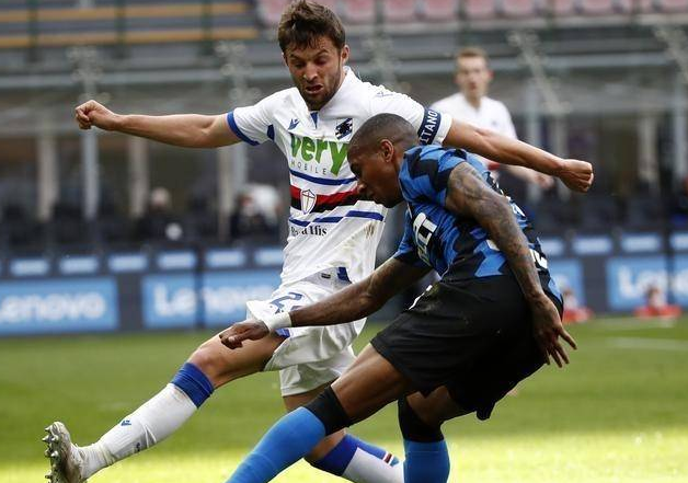 乌拉圭前锋 乌拉圭前锋